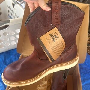 Brand new, just too big! These were our dads. Never worn. Been in box. With tags